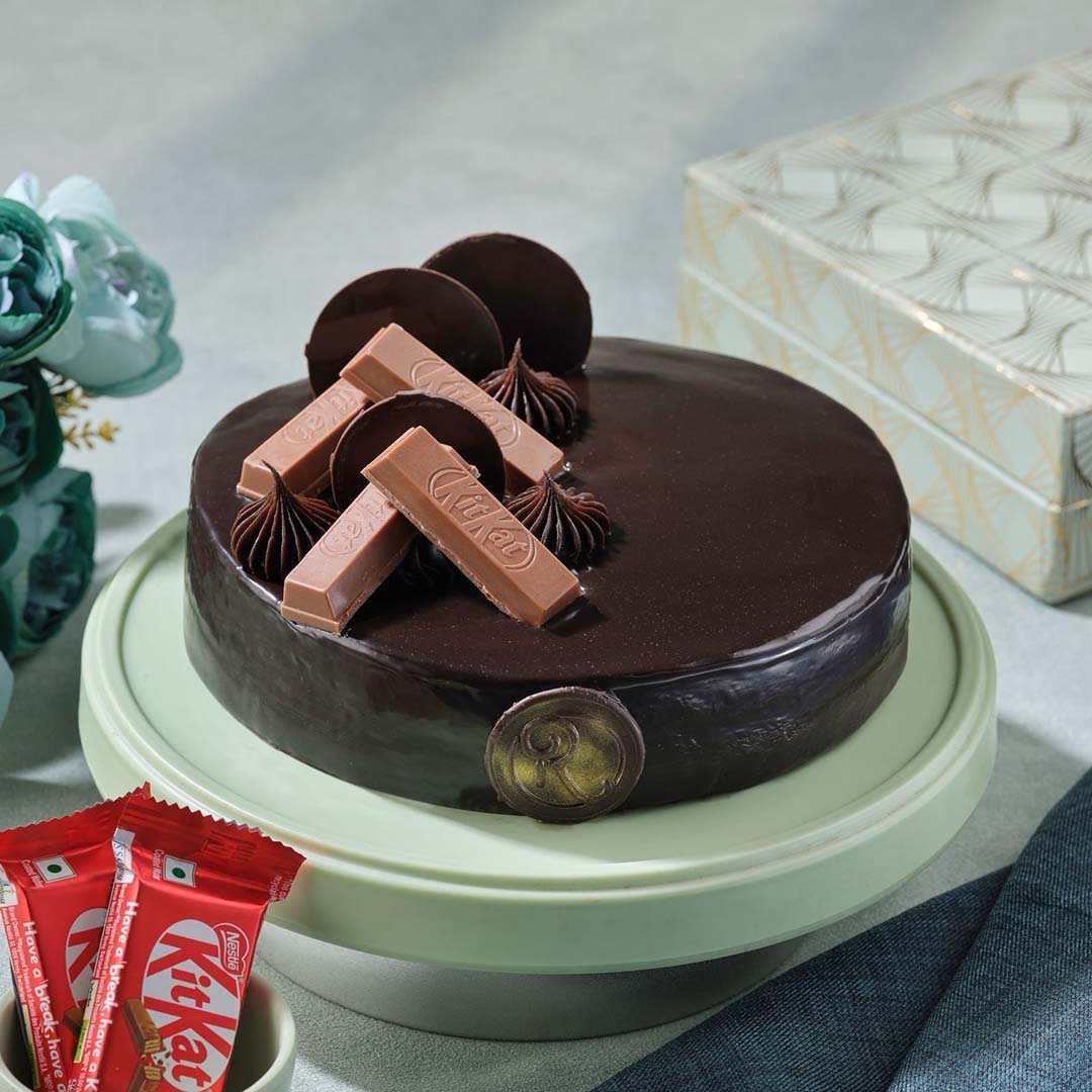 Revolution Bakers cake 27