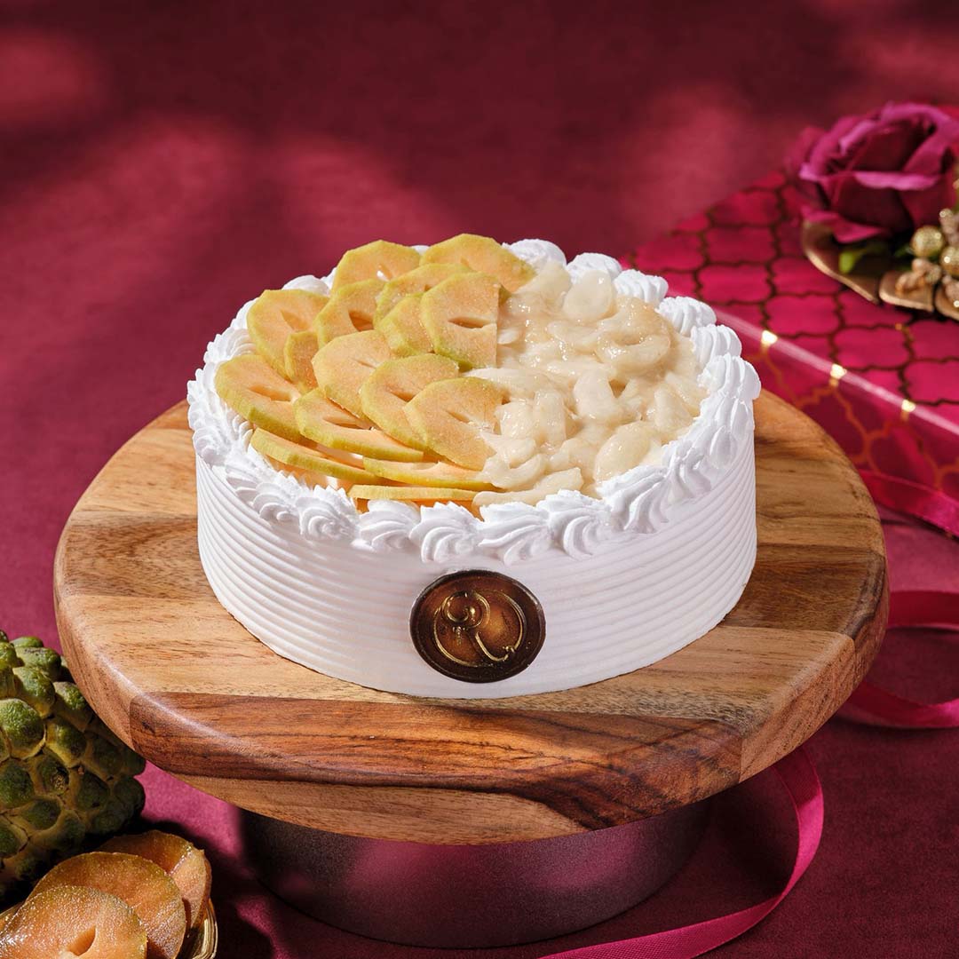 Revolution Bakers cake 37