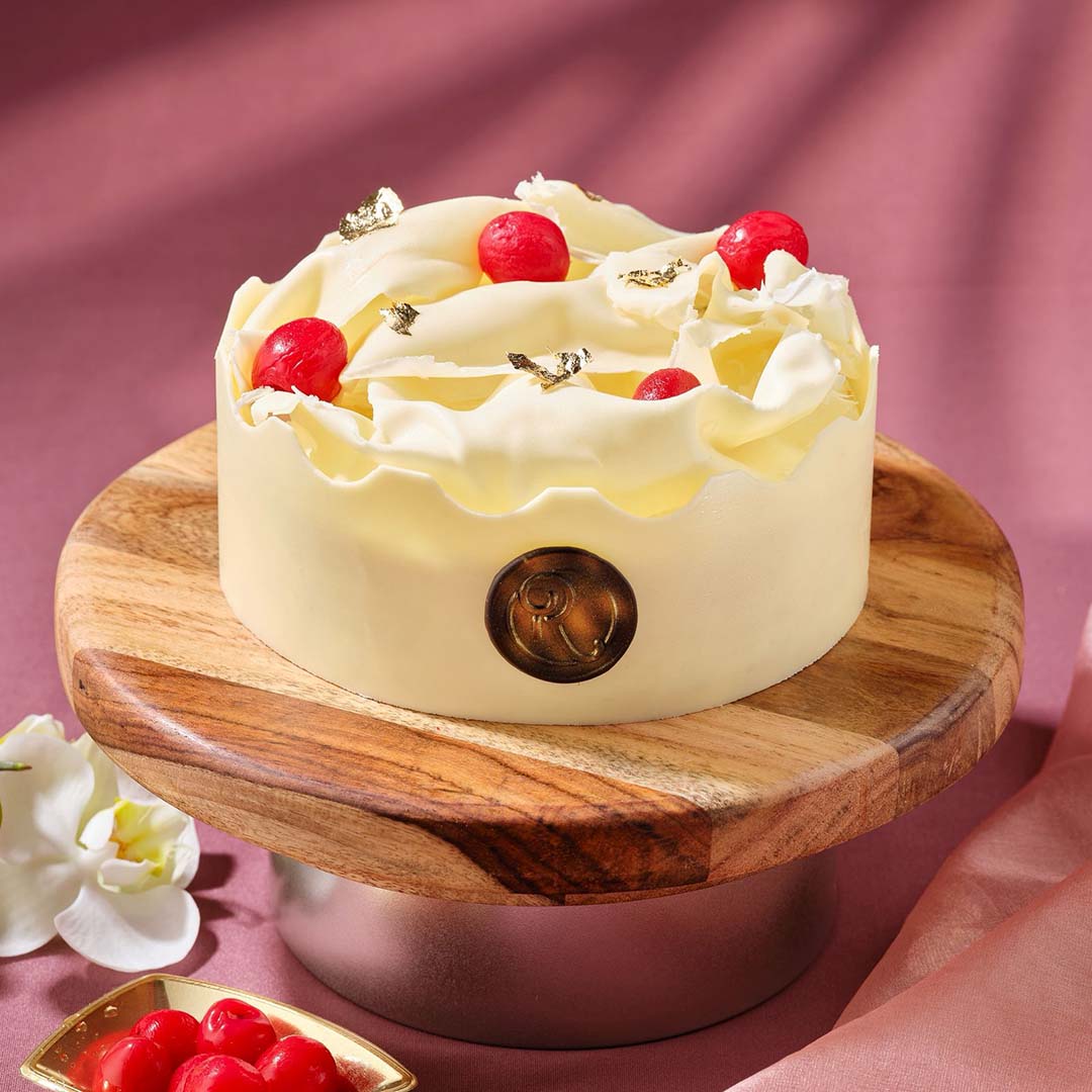 Revolution Bakers cake 39